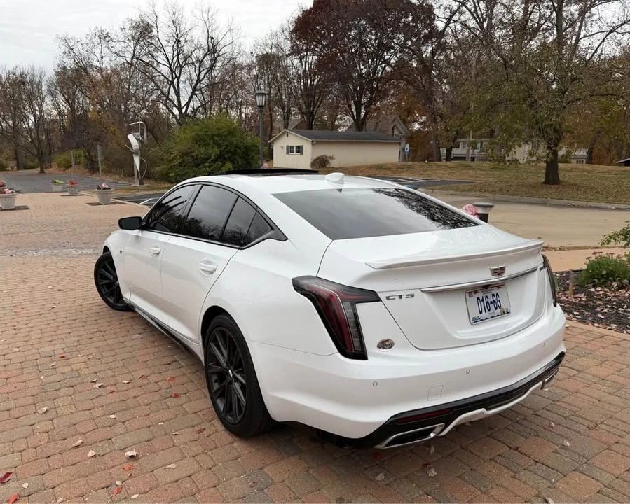 2021 Cadillac CT5 - Image 5 of 9
