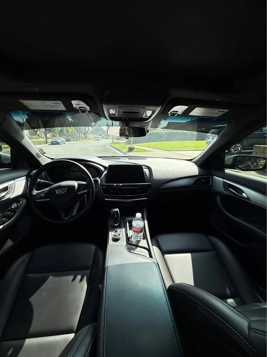 2021 Cadillac CT5 - Image 8 of 9