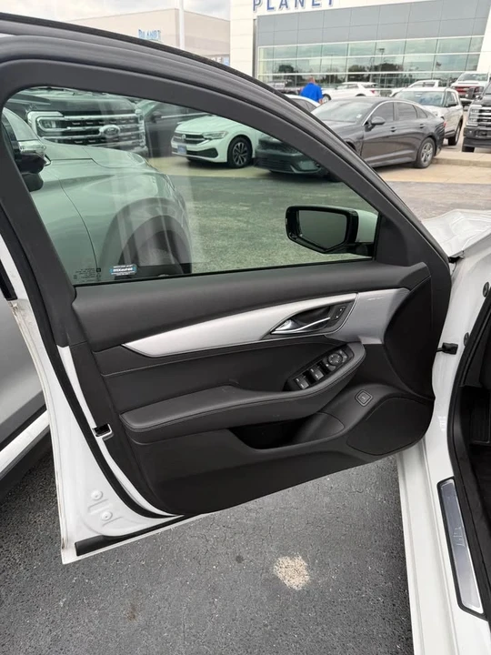 2021 Cadillac CT5 - Image 7 of 12