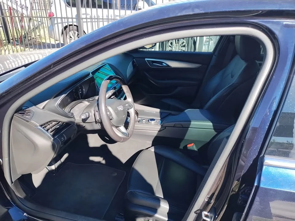 2021 Cadillac CT5 - Image 6 of 8
