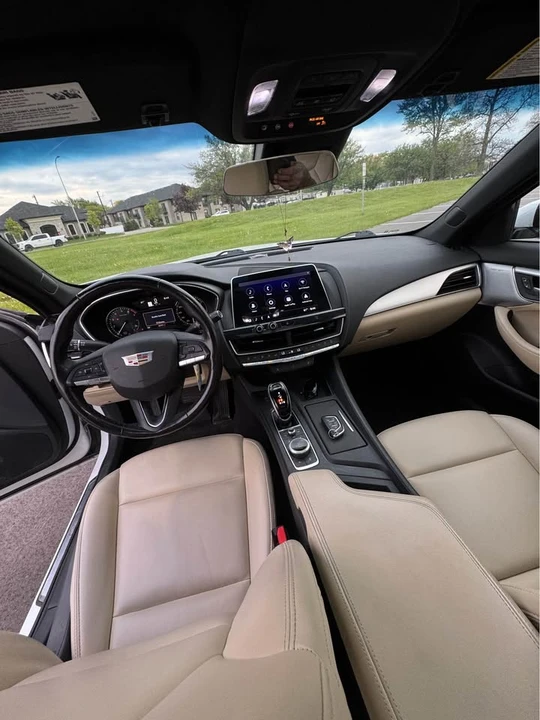 2021 Cadillac CT5 - Image 18 of 19