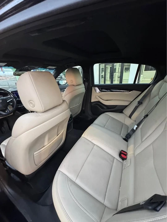 2021 Cadillac CT5 - Image 5 of 7