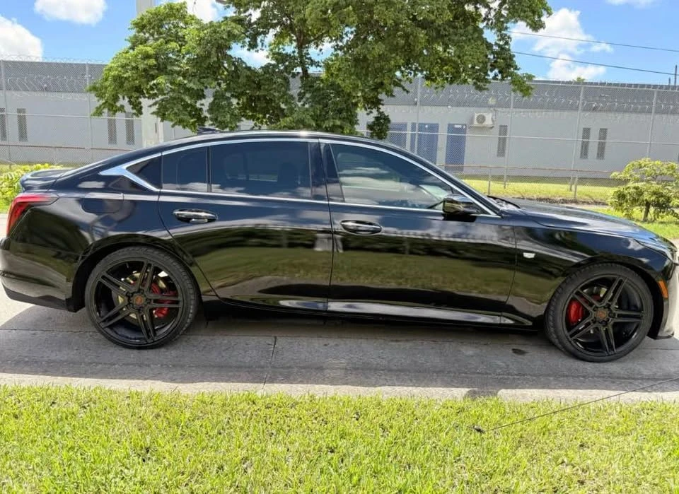 2021 Cadillac CT5 - Image 8 of 12