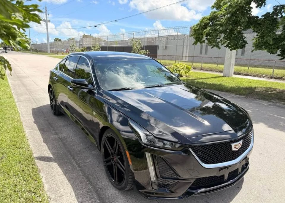 2021 Cadillac CT5 - Image 15 of 16