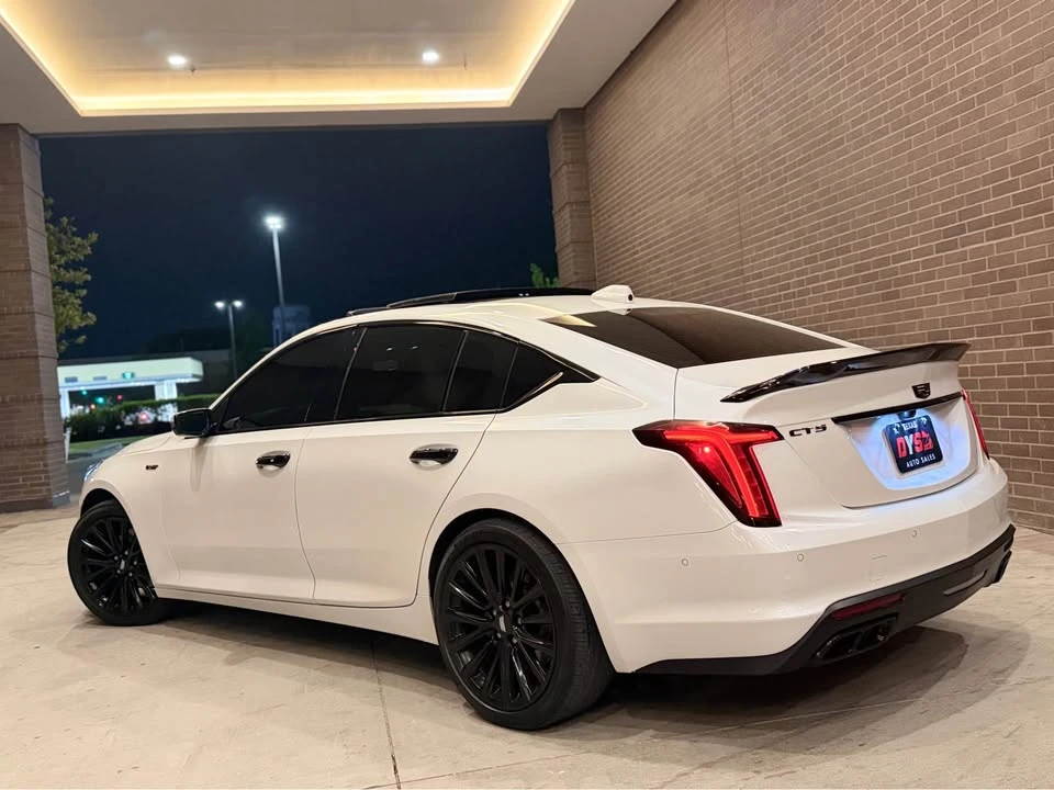 2021 Cadillac CT5 - Image 8 of 10