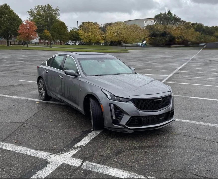 2021 Cadillac CT5 - Image 2 of 5