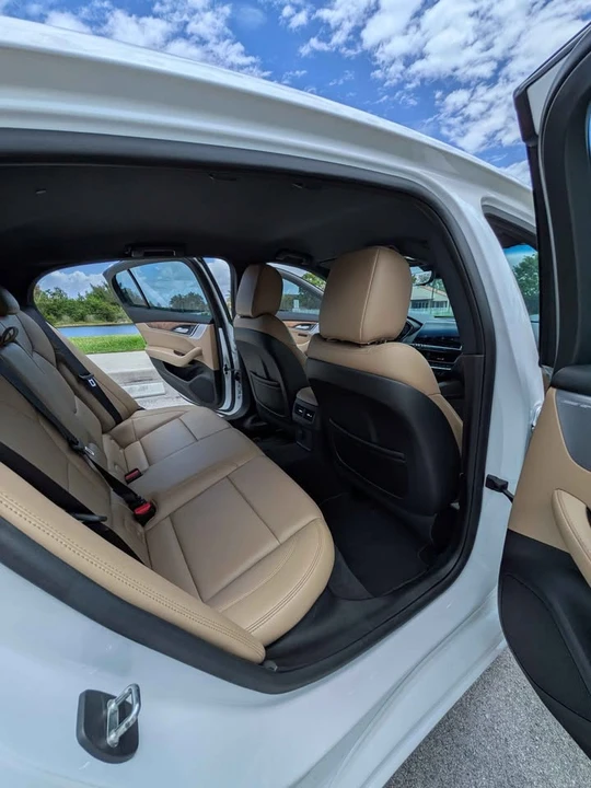 2021 Cadillac CT5 - Image 10 of 19
