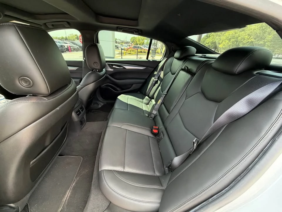 2021 Cadillac CT5 - Image 8 of 10