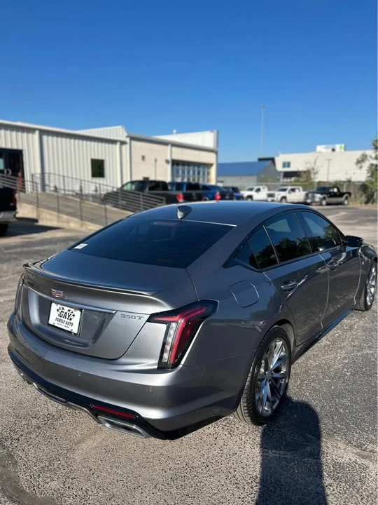2021 Cadillac CT5 - Image 8 of 9