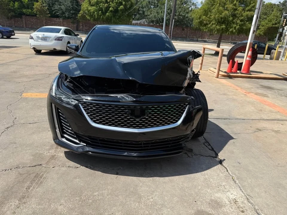 2021 Cadillac CT5 - Image 4 of 10