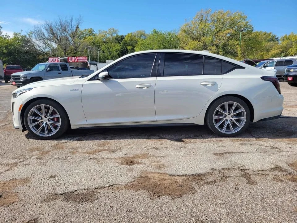 2021 Cadillac CT5 - Image 12 of 13