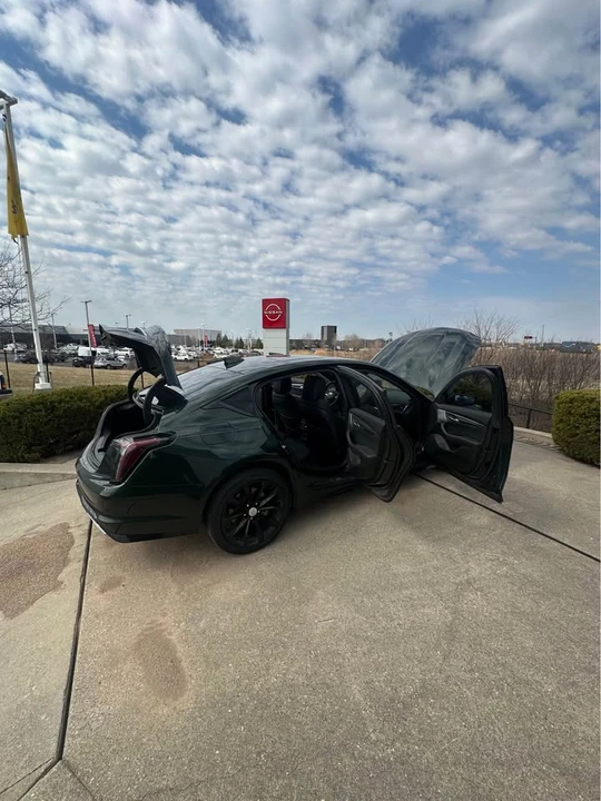 2021 Cadillac CT5 - Image 5 of 10