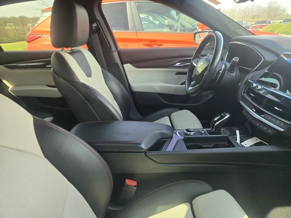 2021 Cadillac CT5 - Image 9 of 9