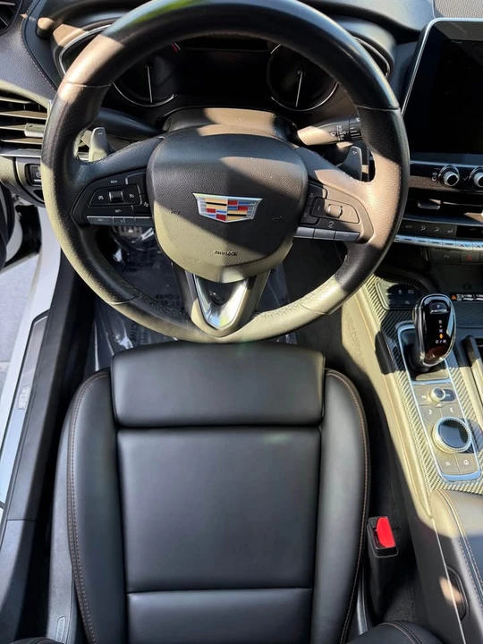 2021 Cadillac CT5 - Image 5 of 6
