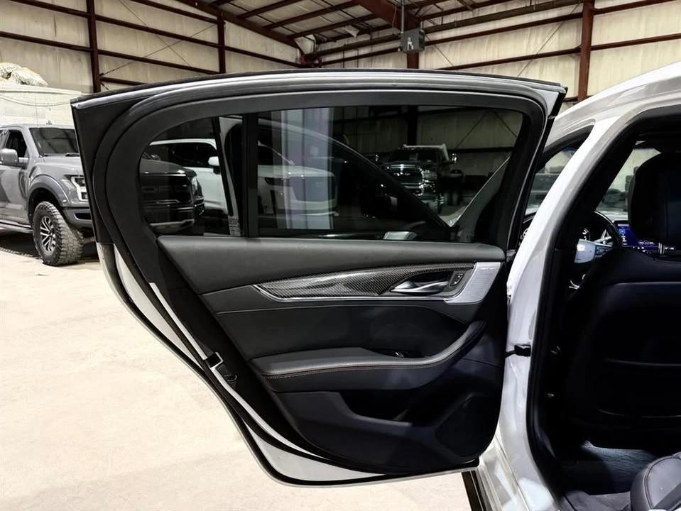 2021 Cadillac CT5 - Image 15 of 20