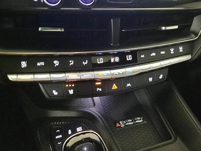 2021 Cadillac CT5-V - Image 15 of 20
