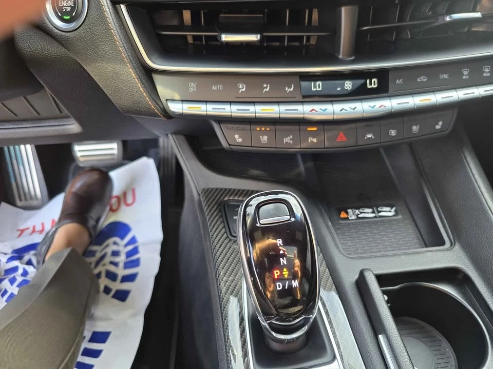 2021 Cadillac CT5-V - Image 14 of 17