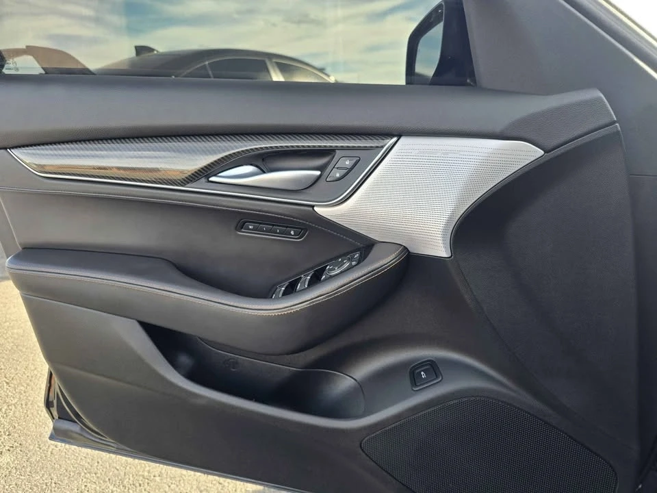 2021 Cadillac CT5-V - Image 16 of 17