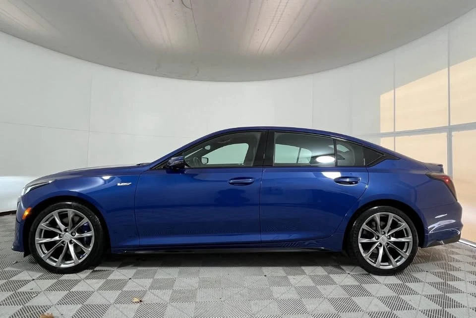 2021 Cadillac CT5-V - Image 5 of 8