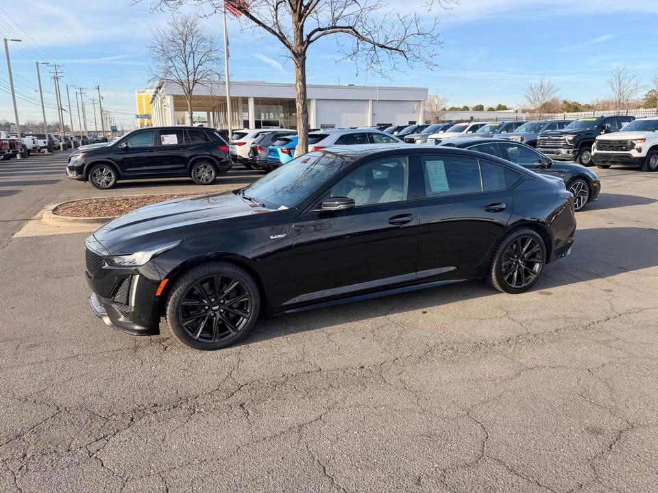 2021 Cadillac CT5-V - Image 2 of 7