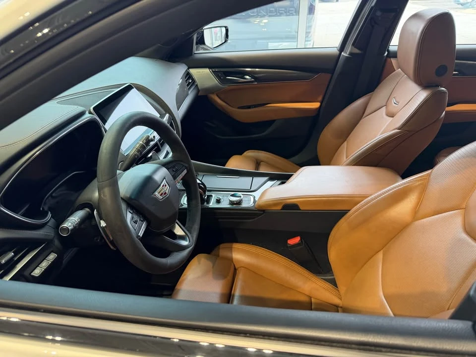 2021 Cadillac CT5-V - Image 7 of 8
