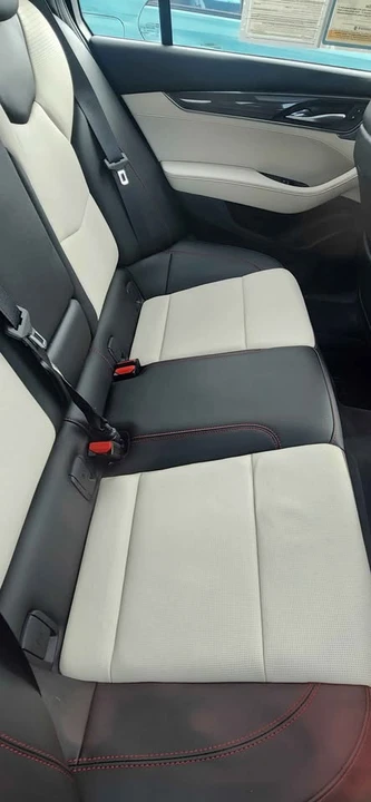 2021 Cadillac CT5-V - Image 8 of 10