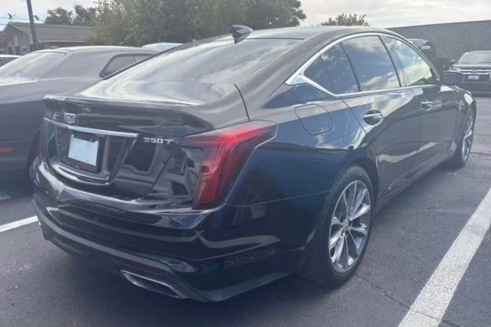 2021 Cadillac CT5 - Image 2 of 3