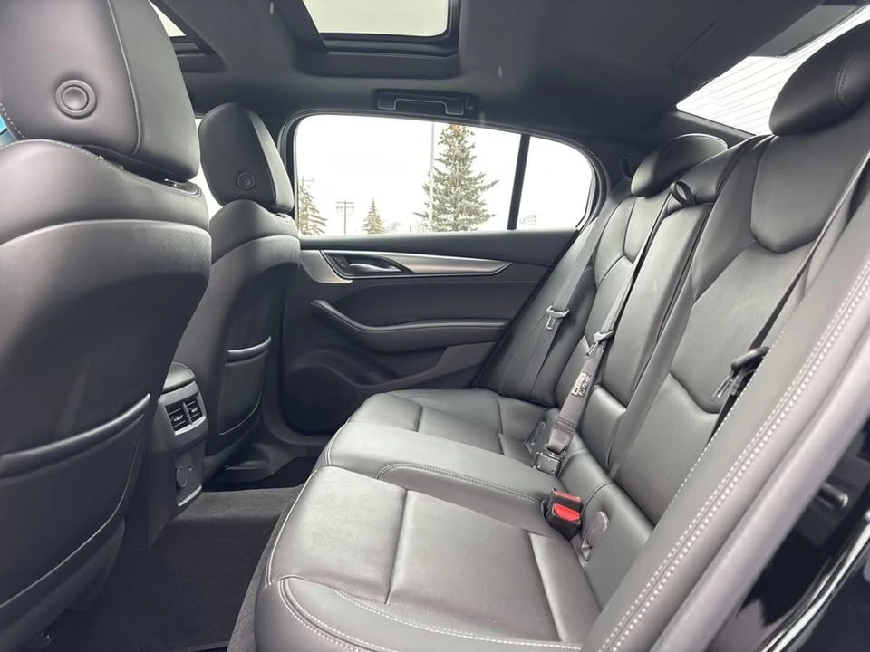 2021 Cadillac CT5 - Image 17 of 18