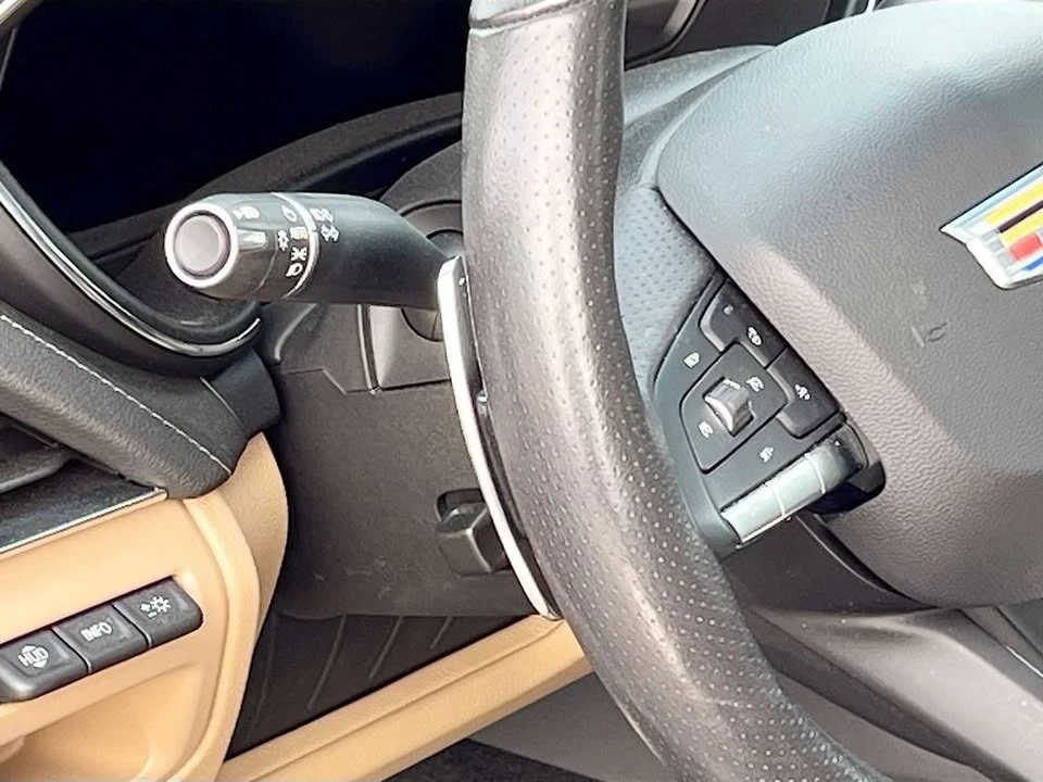 2021 Cadillac CT5 - Image 10 of 12
