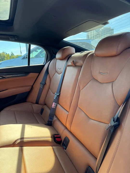 2021 Cadillac CT5 - Image 8 of 11