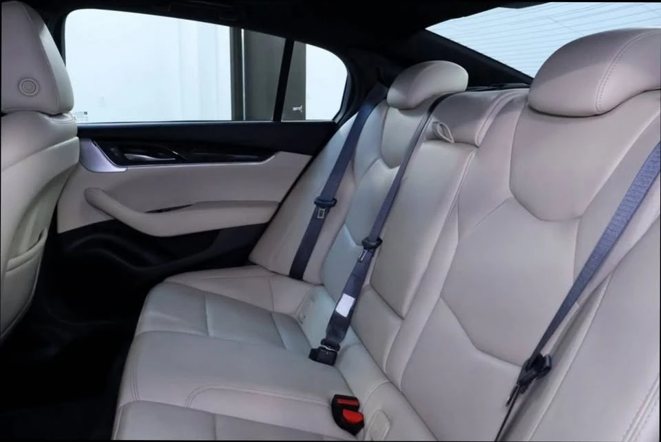2021 Cadillac CT5 - Image 18 of 20
