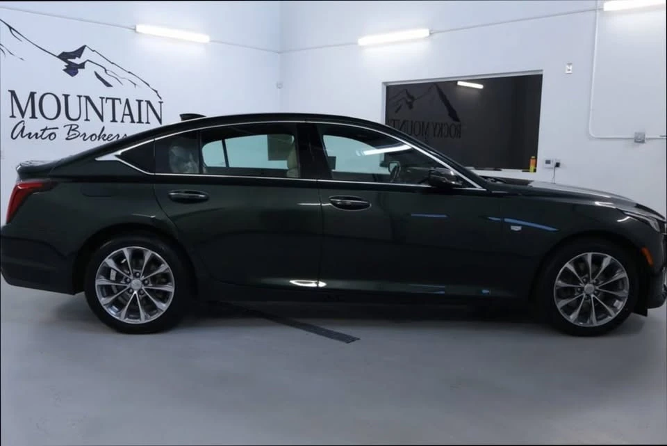2021 Cadillac CT5 - Image 8 of 20