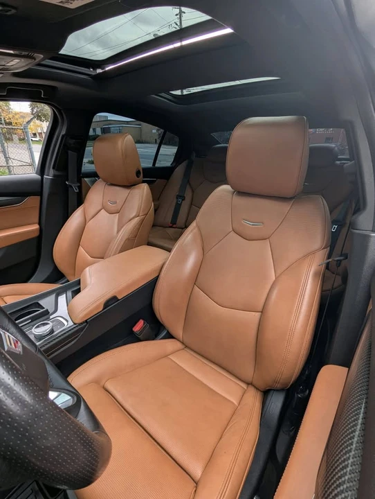 2021 Cadillac CT5-V - Image 10 of 12