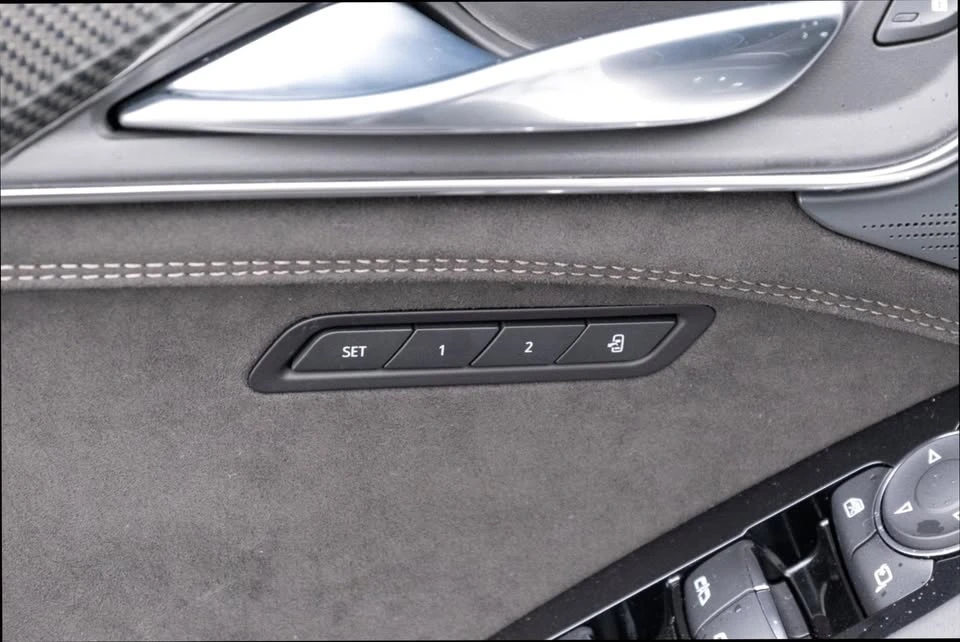 2021 Cadillac CT5-V Blackwing - Image 18 of 19