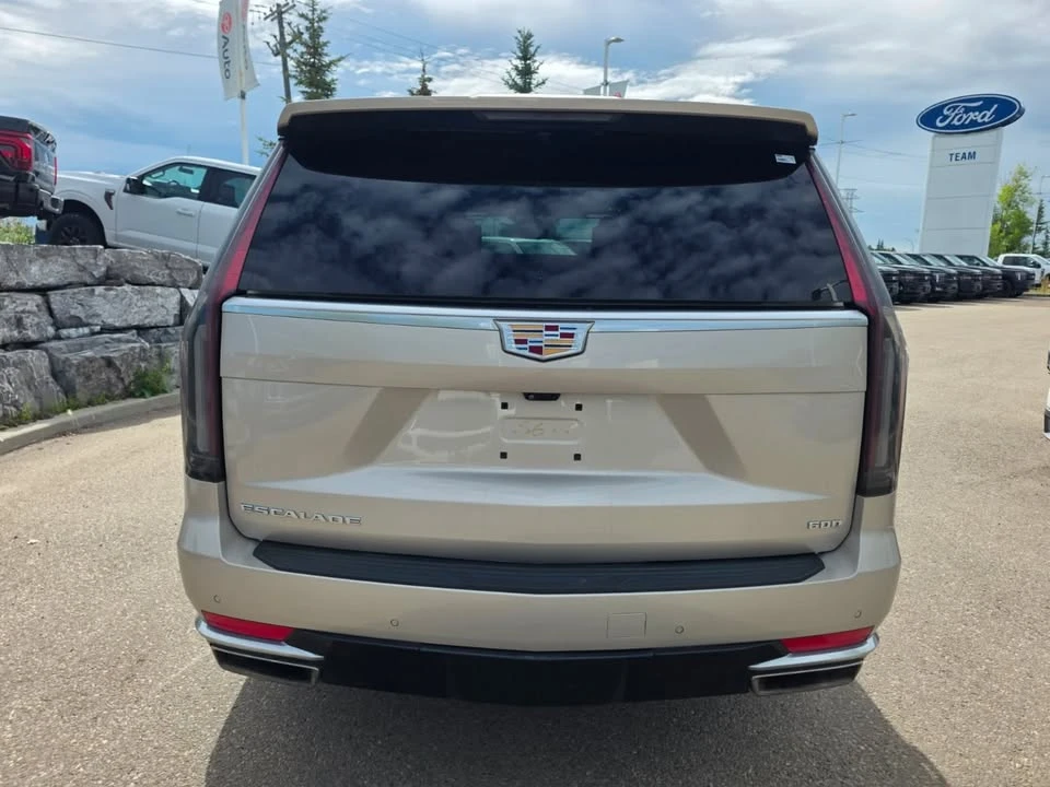 2021 Cadillac Escalade 5th Gen - Image 9 of 20