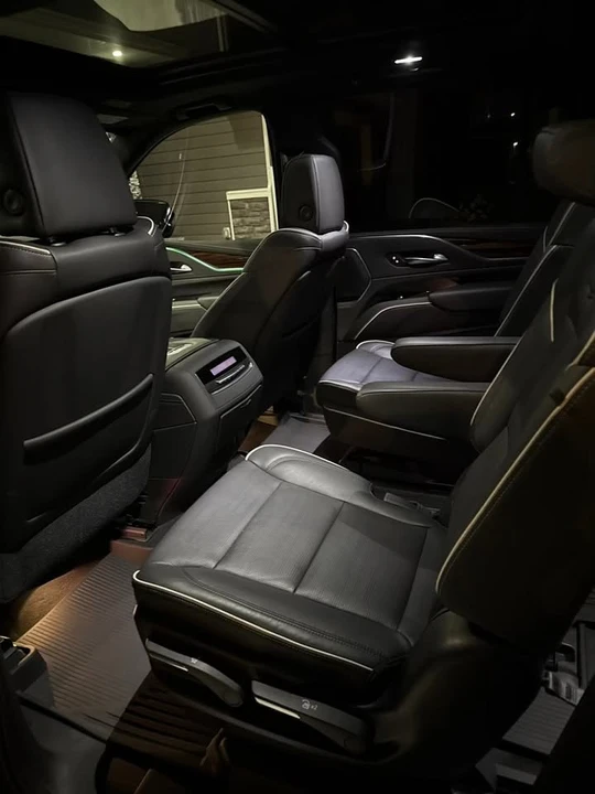 2021 Cadillac Escalade 5th Gen - Image 8 of 10