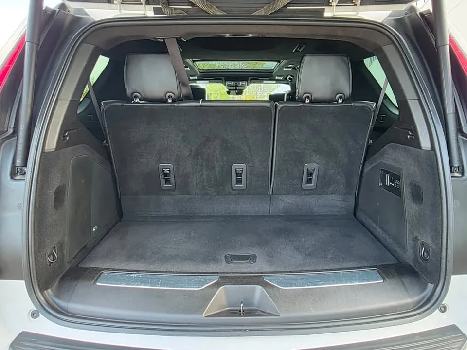 2021 Cadillac Escalade 5th Gen - Image 10 of 20