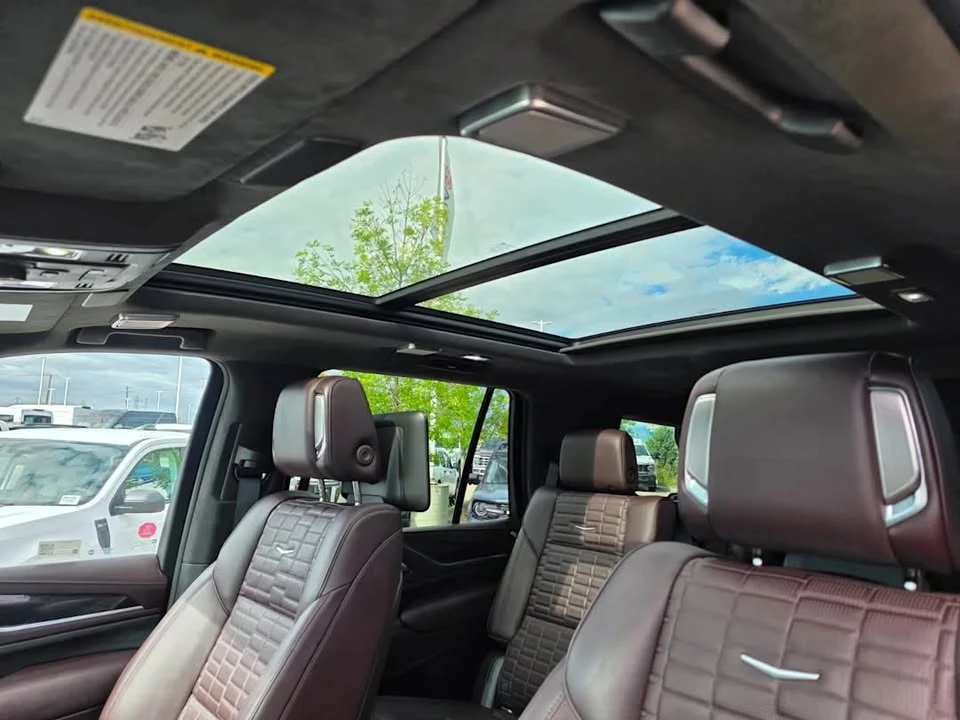 2021 Cadillac Escalade 5th Gen - Image 14 of 20