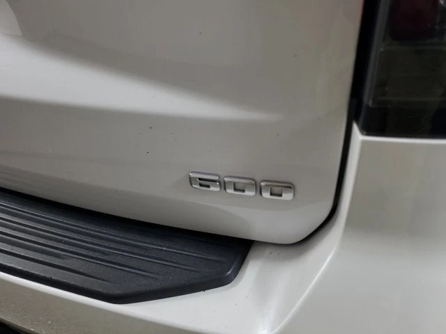 2021 Cadillac Escalade 5th Gen - Image 4 of 19