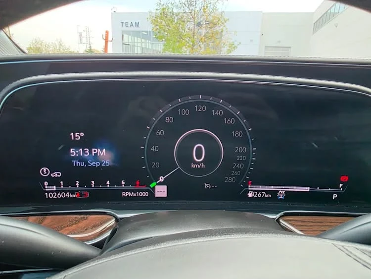 2021 Cadillac Escalade 5th Gen - Image 16 of 20