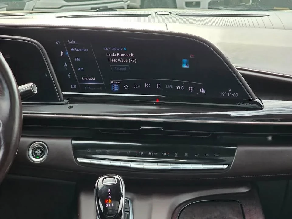 2021 Cadillac Escalade 5th Gen - Image 17 of 20