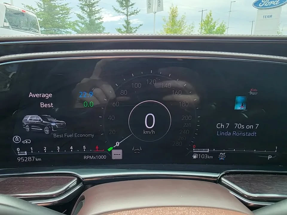 2021 Cadillac Escalade 5th Gen - Image 16 of 20