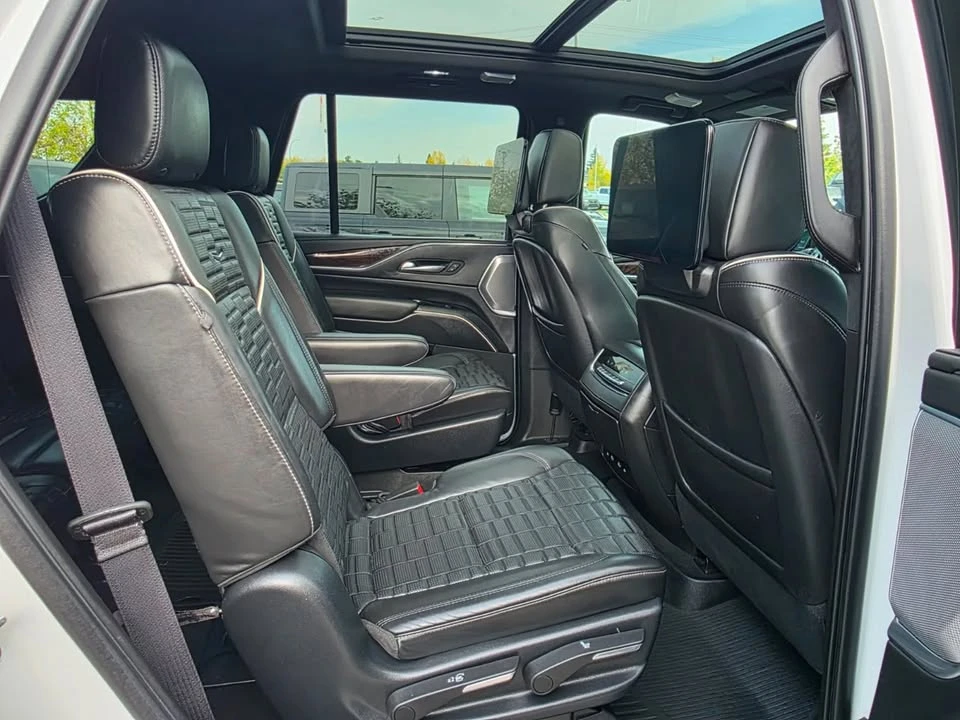 2021 Cadillac Escalade 5th Gen - Image 14 of 17