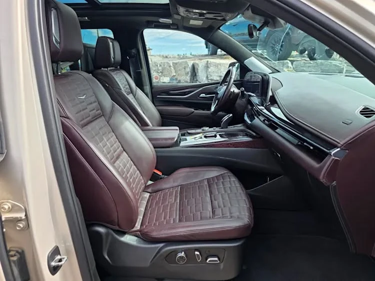 2021 Cadillac Escalade 5th Gen - Image 13 of 20