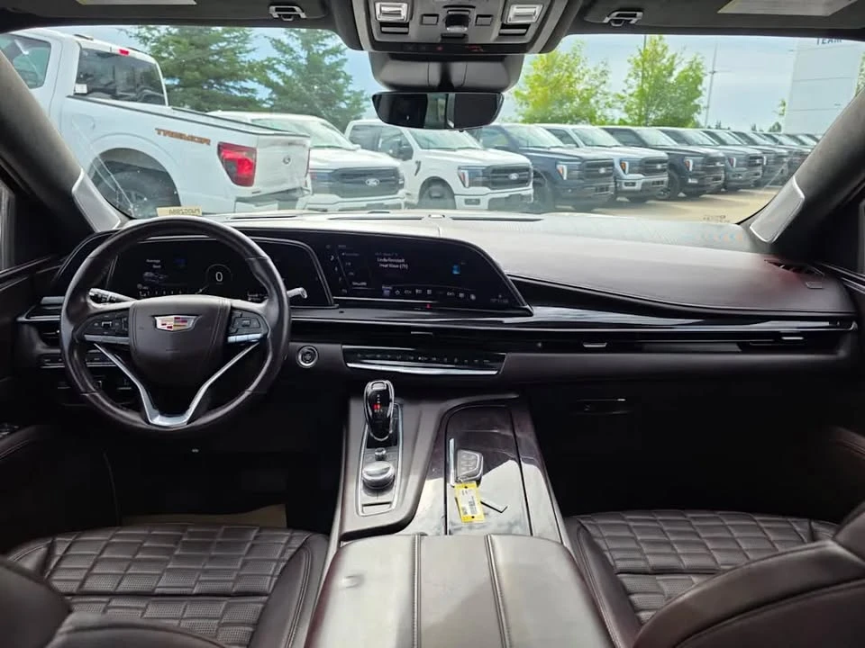 2021 Cadillac Escalade 5th Gen - Image 15 of 20