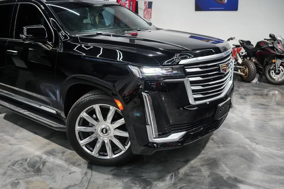 2021 Cadillac Escalade 5th Gen - Image 2 of 20