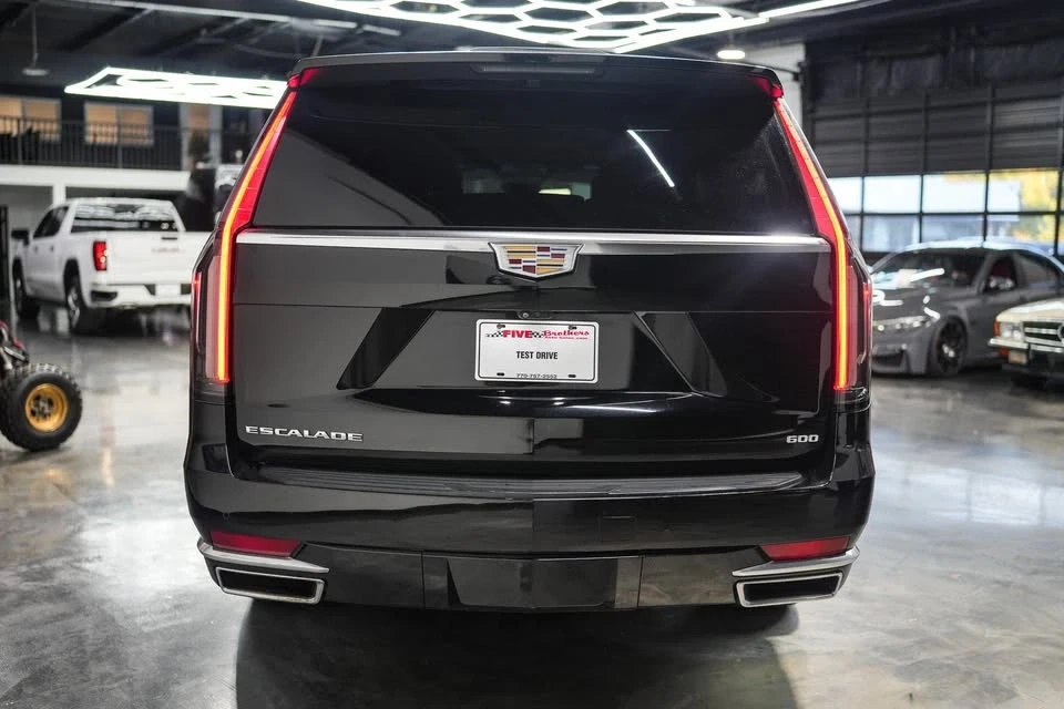 2021 Cadillac Escalade 5th Gen - Image 11 of 20