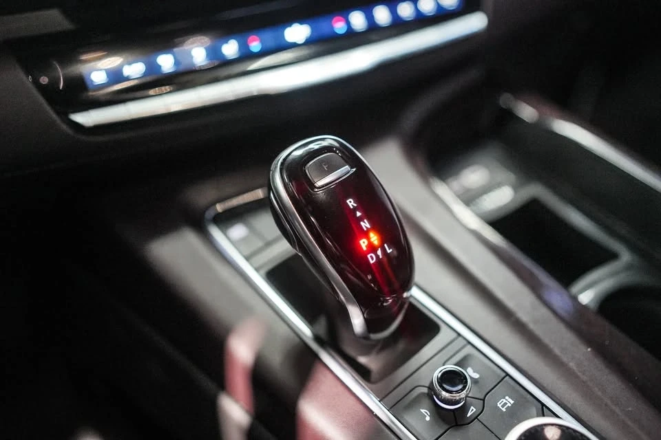 2021 Cadillac Escalade 5th Gen - Image 18 of 20