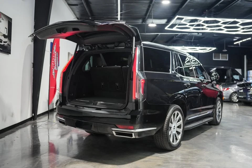 2021 Cadillac Escalade 5th Gen - Image 12 of 20