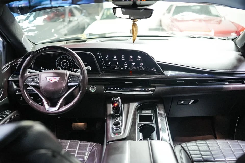 2021 Cadillac Escalade 5th Gen - Image 16 of 20